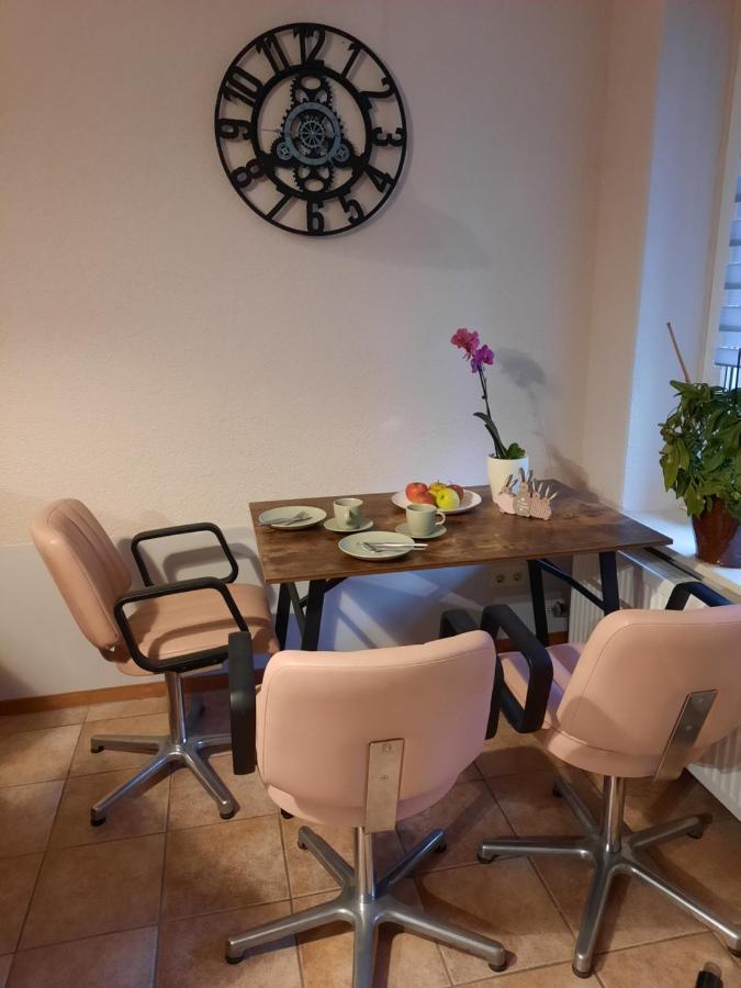 Apartamento Urlaub Im Friseursalon Sebnitz Exterior foto